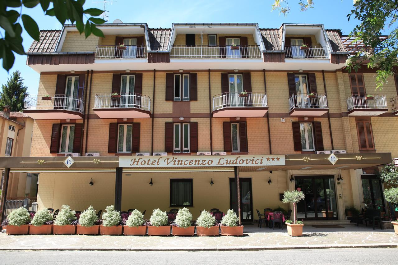 Hotel Ludovici フィウッジ エクステリア 写真