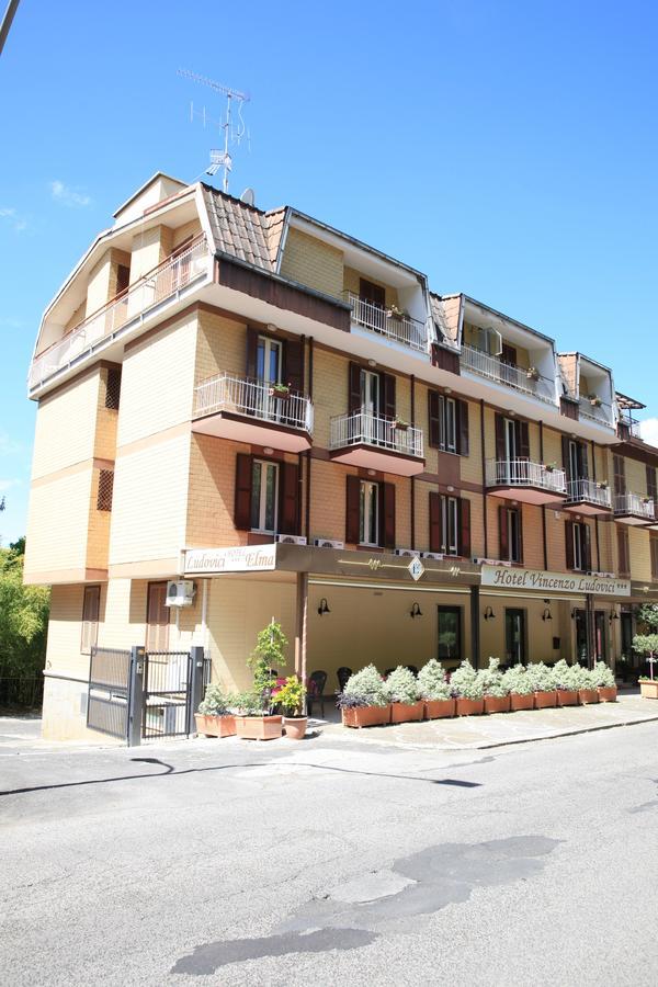Hotel Ludovici フィウッジ エクステリア 写真