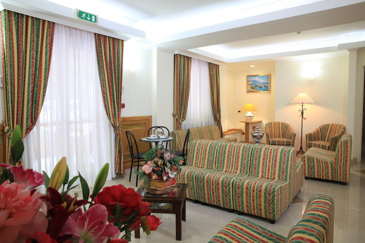 Hotel Ludovici フィウッジ エクステリア 写真